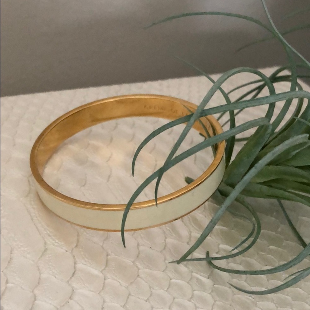 Kate Spade Cream de la cream bangle